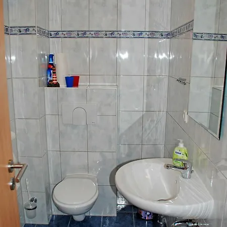 Apartment Am Hoevt Mit Seebl Goehren (Ruegen)