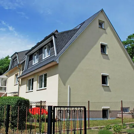 Am Hoevt Mit Seebl Goehren (Ruegen)